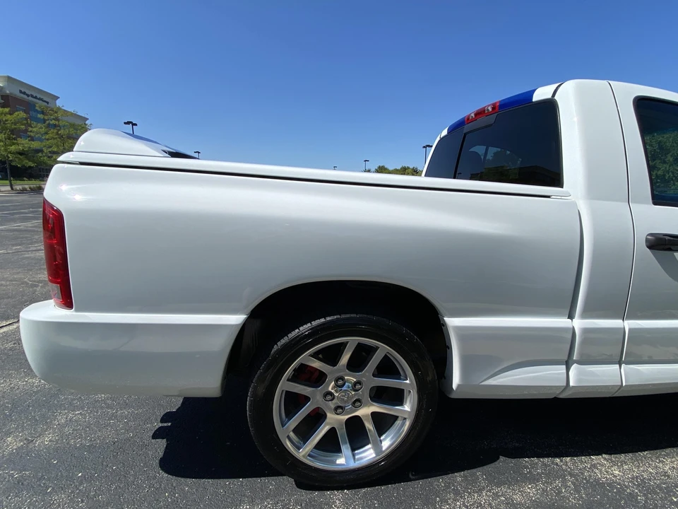 2005 Dodge Ram SRT-10 3rd Gen - Image 21 of 31