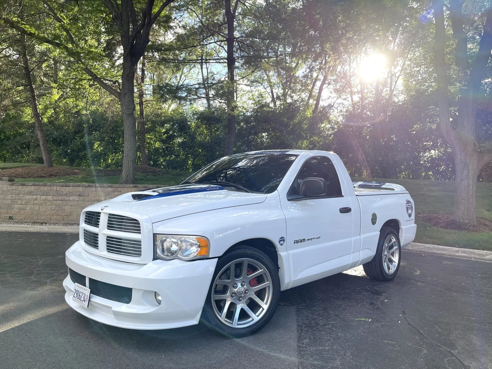 2005 Dodge Ram SRT-10 3rd Gen - Image 16 of 31