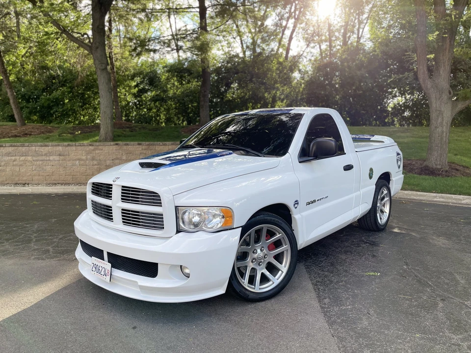 2005 Dodge Ram SRT-10 3rd Gen - Image 14 of 31