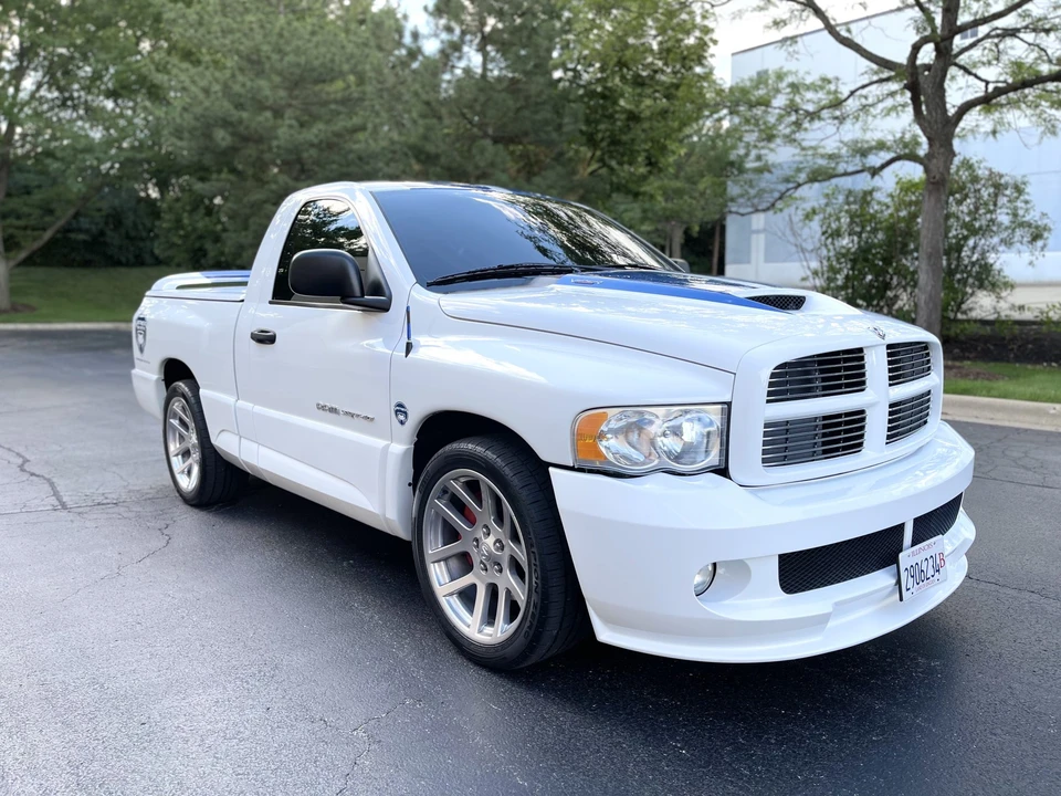2005 Dodge Ram SRT-10 3rd Gen - Image 2 of 31