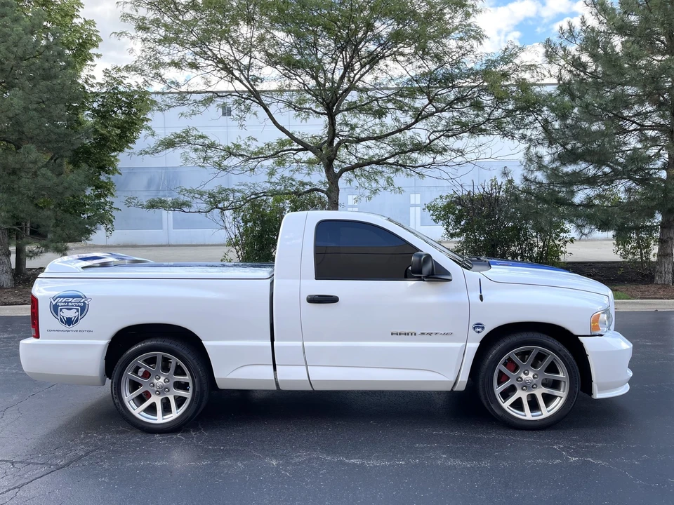 2005 Dodge Ram SRT-10 3rd Gen - Image 4 of 31
