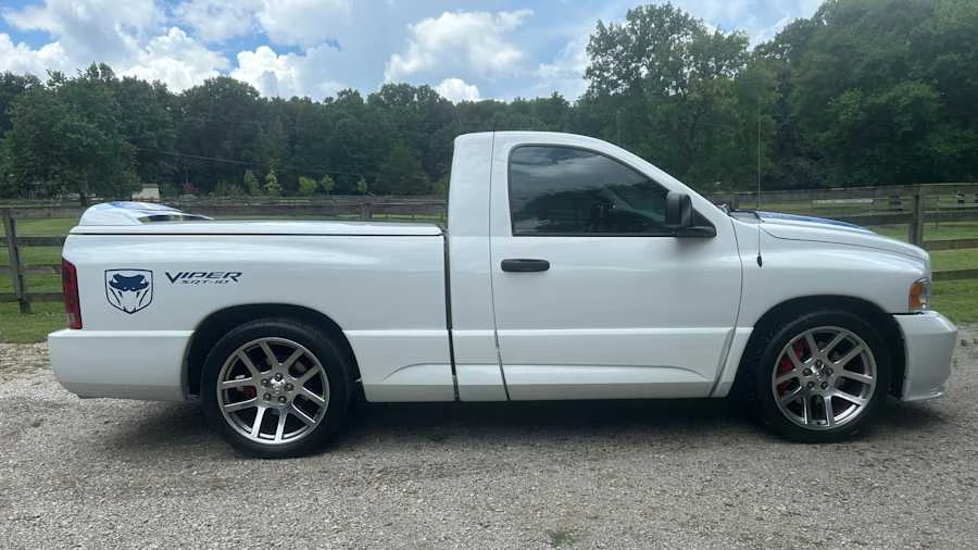 2005 Dodge Ram SRT-10 3rd Gen - Image 2 of 17