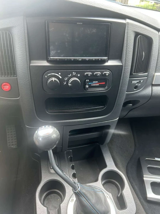 2005 Dodge Ram SRT-10 3rd Gen - Image 13 of 17