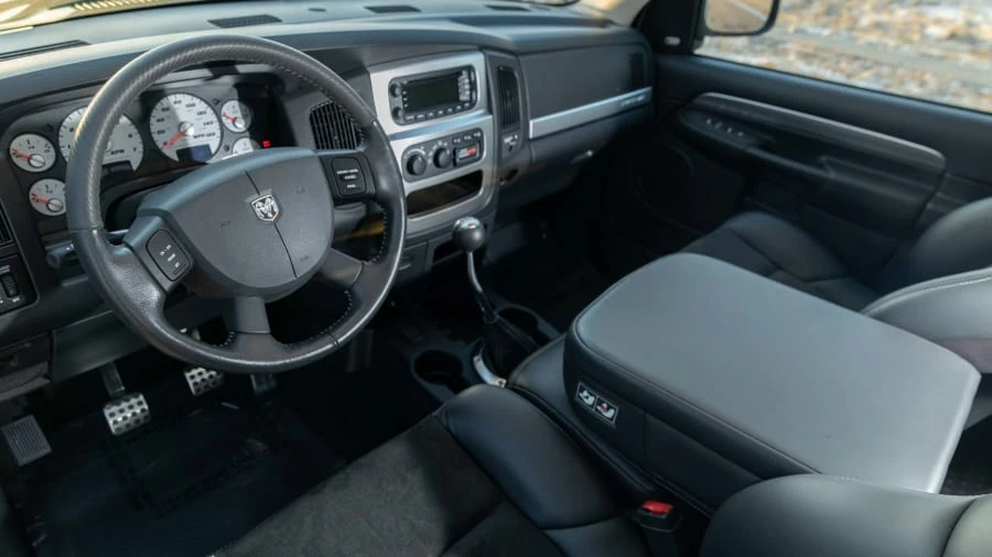 2005 Dodge Ram SRT-10 3rd Gen - Image 4 of 31
