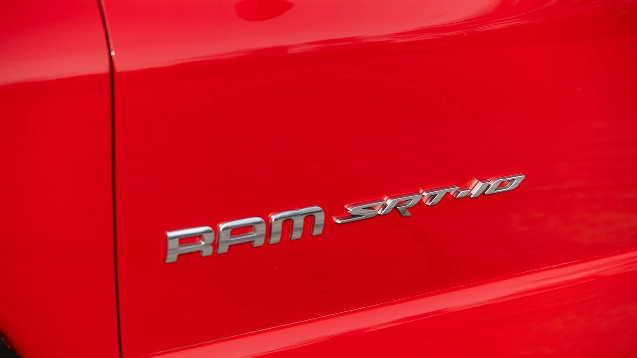 2005 Dodge Ram SRT-10 3rd Gen - Image 11 of 31