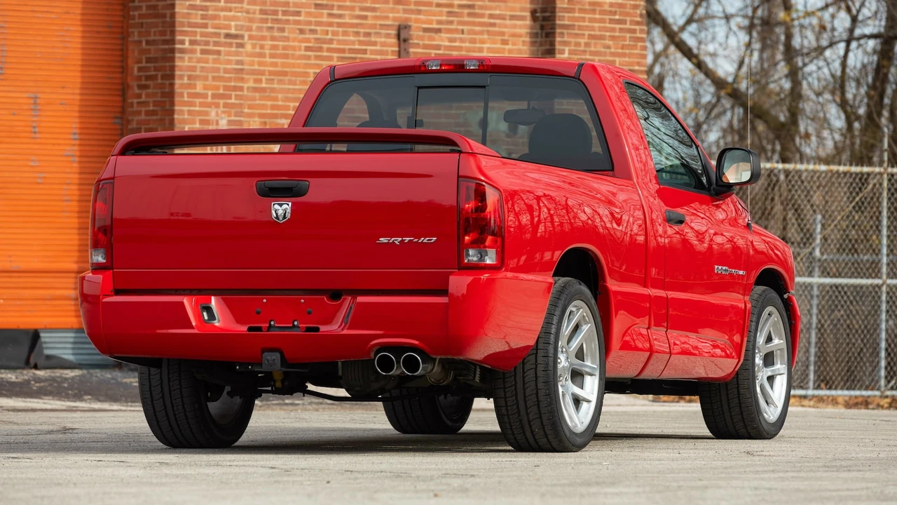 2005 Dodge Ram SRT-10 3rd Gen - Image 29 of 31