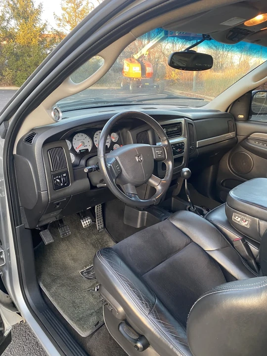 2005 Dodge Ram SRT-10 3rd Gen - Image 14 of 19