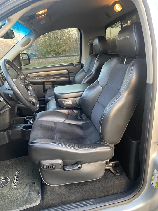 2005 Dodge Ram SRT-10 3rd Gen - Image 9 of 19