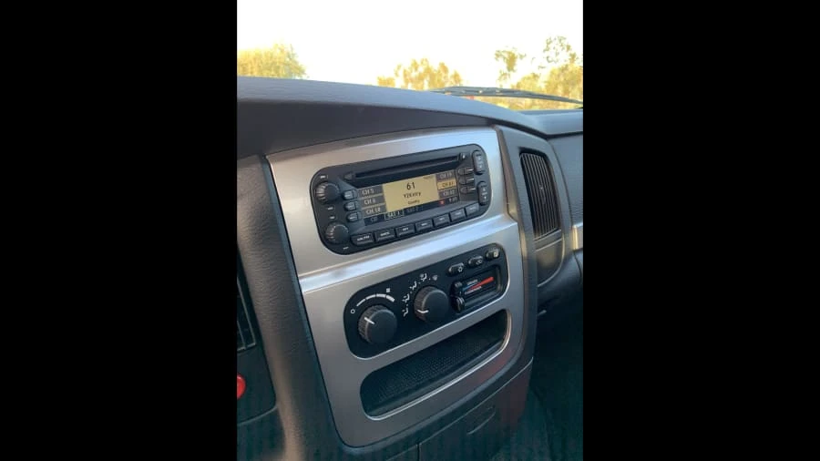 2005 Dodge Ram SRT-10 3rd Gen - Image 4 of 12