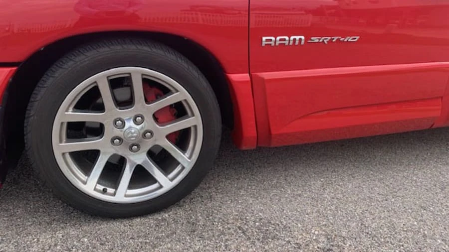 2005 Dodge Ram SRT-10 3rd Gen - Image 11 of 18