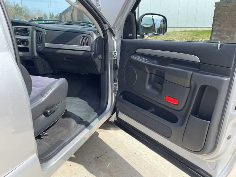 2005 Dodge Ram SRT-10 3rd Gen - Image 14 of 22