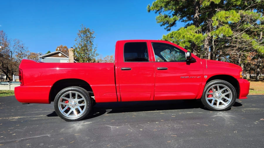 2005 Dodge Ram SRT-10 3rd Gen - Image 6 of 14