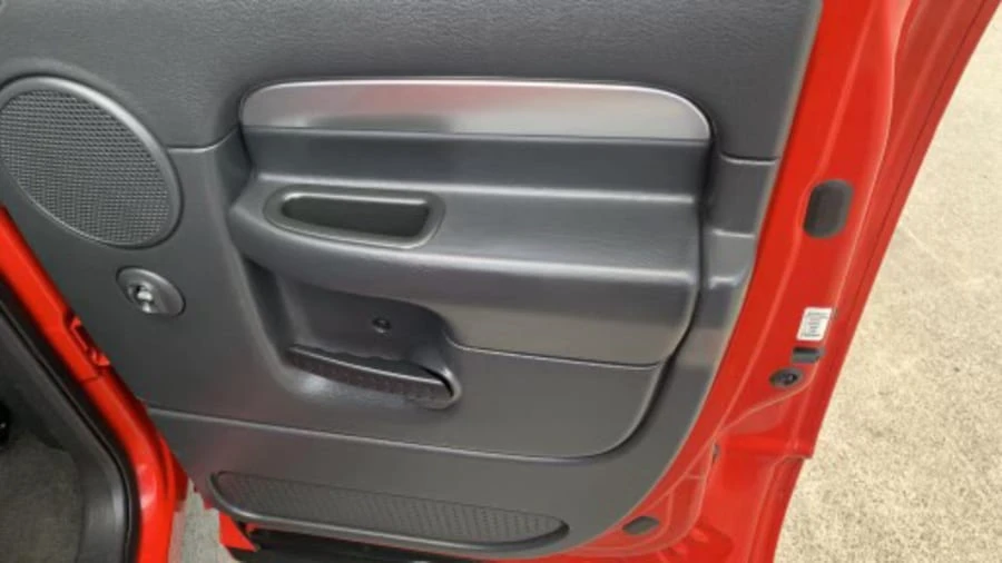 2005 Dodge Ram SRT-10 3rd Gen - Image 8 of 13