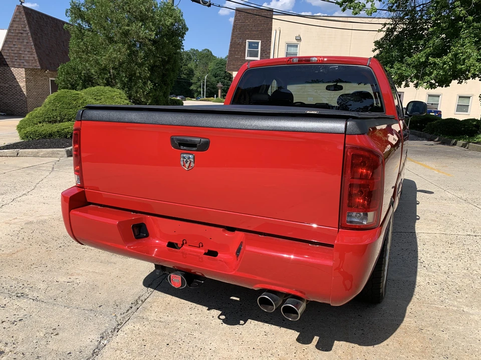 2005 Dodge Ram SRT-10 3rd Gen - Image 17 of 31