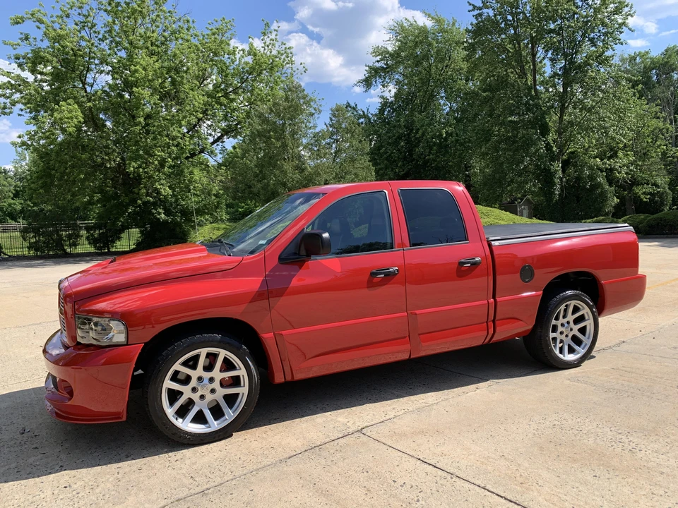 2005 Dodge Ram SRT-10 3rd Gen - Image 13 of 31