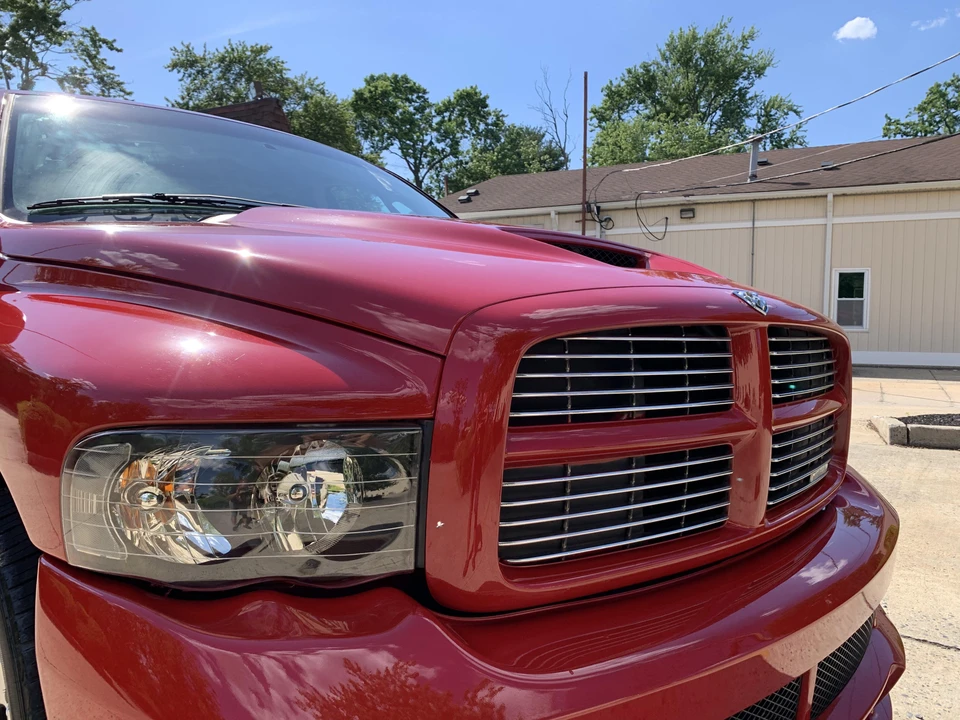 2005 Dodge Ram SRT-10 3rd Gen - Image 28 of 31