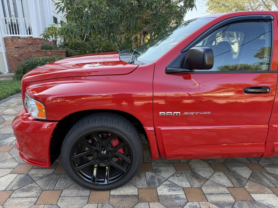 2005 Dodge Ram SRT-10 3rd Gen - Image 25 of 31