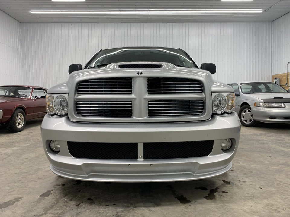 2005 Dodge Ram SRT-10 3rd Gen - Image 13 of 31