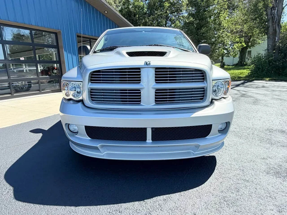 2005 Dodge Ram SRT-10 3rd Gen - Image 6 of 31