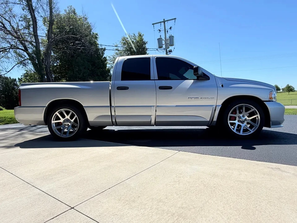 2005 Dodge Ram SRT-10 3rd Gen - Image 8 of 31