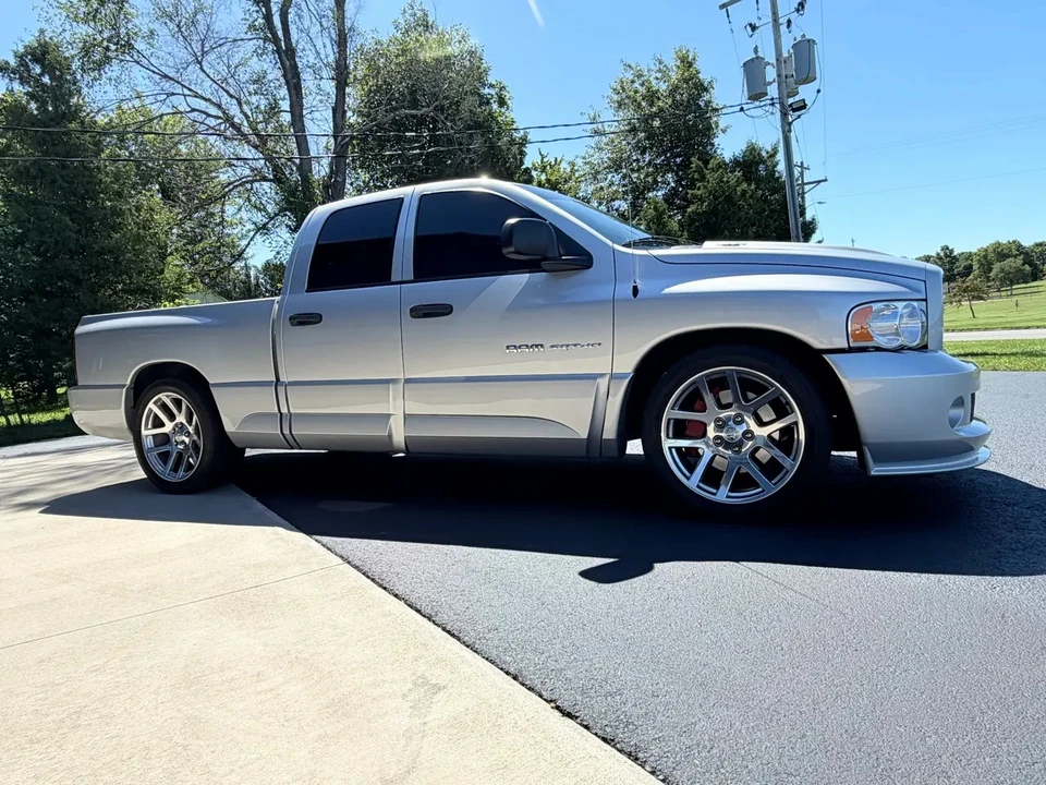 2005 Dodge Ram SRT-10 3rd Gen - Image 9 of 31