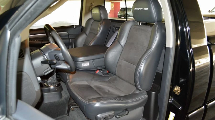 2005 Dodge Ram SRT-10 3rd Gen - Image 4 of 10