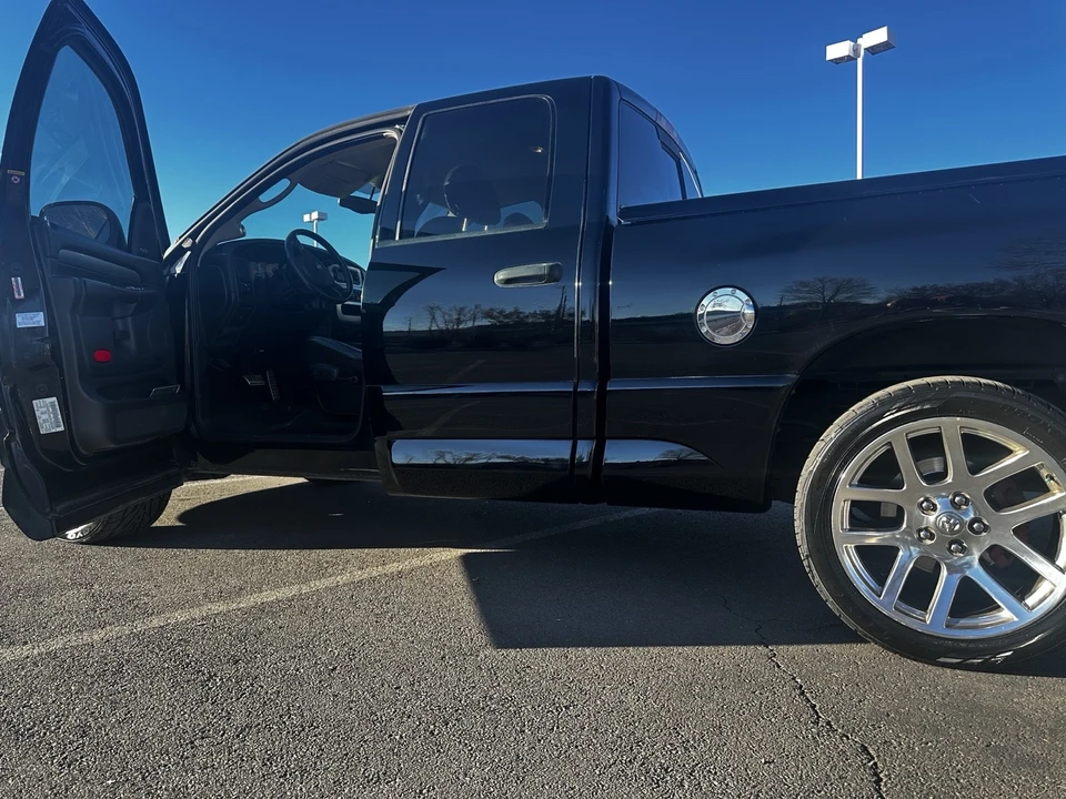 2005 Dodge Ram SRT-10 3rd Gen - Image 12 of 21
