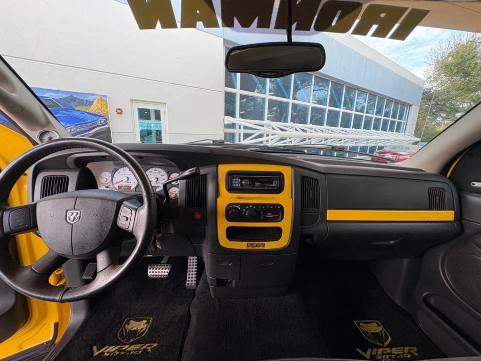 2005 Dodge Ram SRT-10 3rd Gen - Image 28 of 31