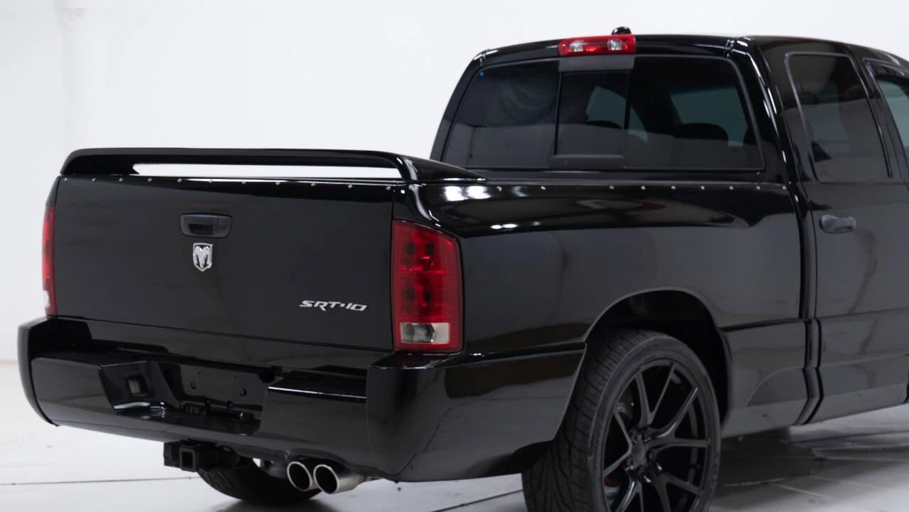2005 Dodge Ram SRT-10 3rd Gen - Image 11 of 12