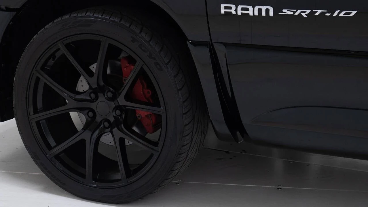 2005 Dodge Ram SRT-10 3rd Gen - Image 16 of 21
