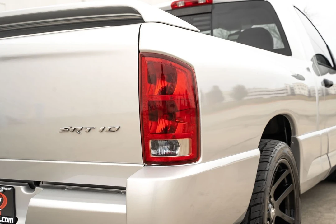 2005 Dodge Ram SRT-10 3rd Gen - Image 13 of 31