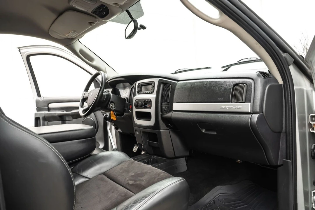 2005 Dodge Ram SRT-10 3rd Gen - Image 24 of 31