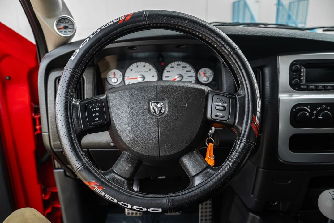 2005 Dodge Ram SRT-10 3rd Gen - Image 27 of 31