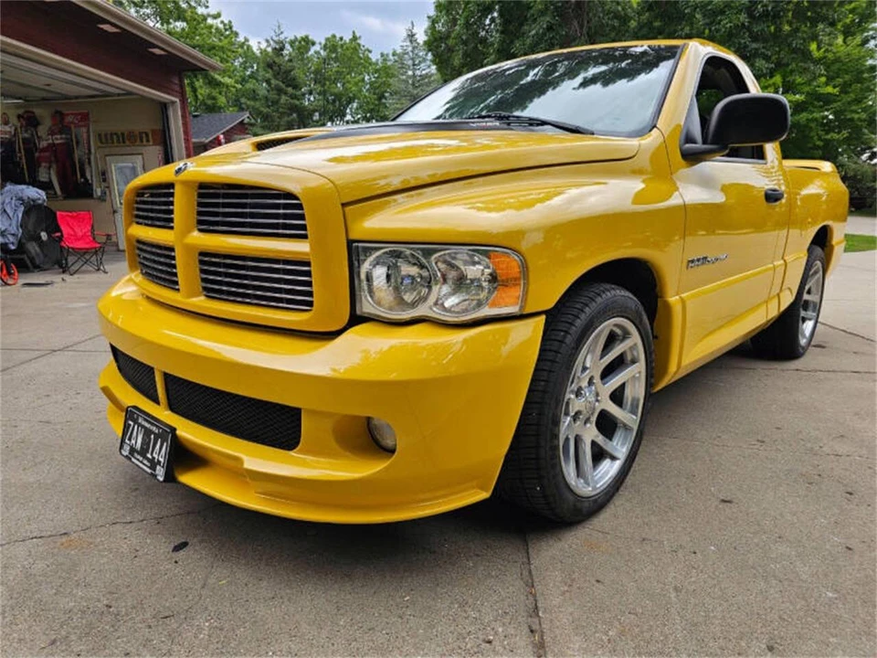 2005 Dodge Viper 3rd Gen - Image 19 of 31