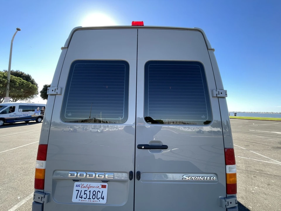 2005 Mercedes-Benz T1N Sprinter - Image 25 of 31