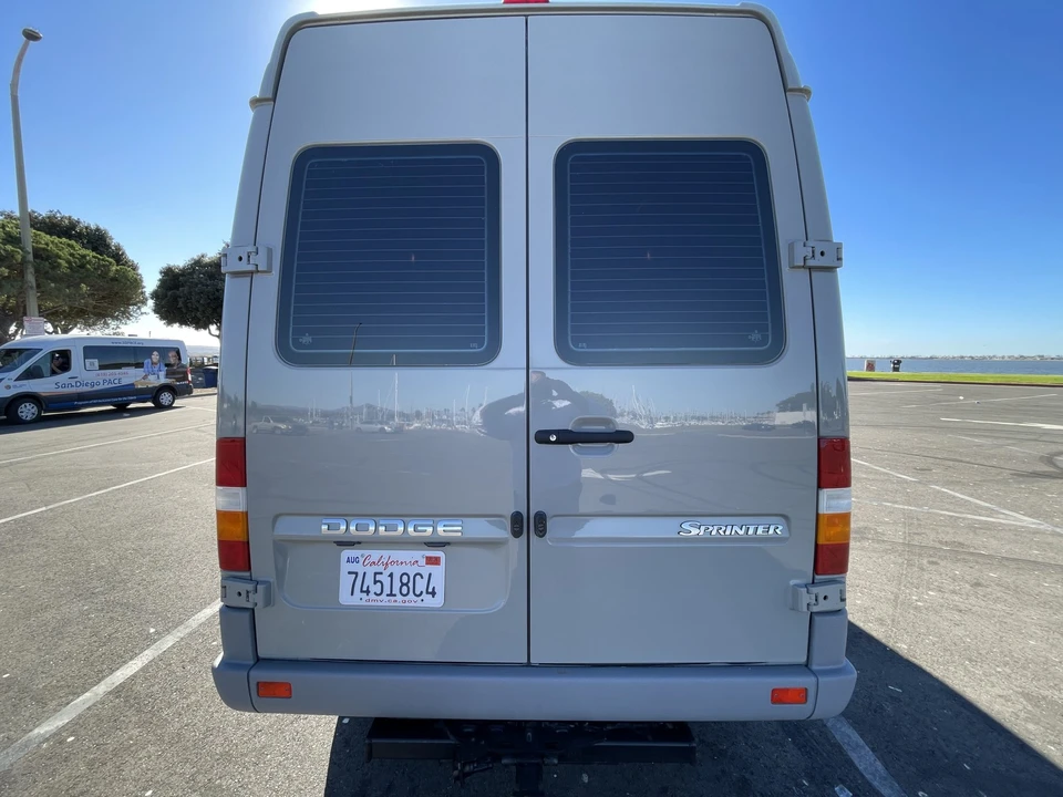 2005 Mercedes-Benz T1N Sprinter - Image 12 of 31
