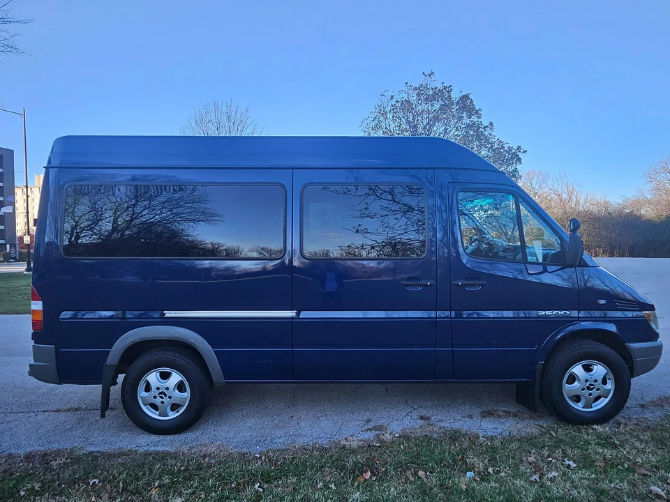 2005 Mercedes-Benz T1N Sprinter - Image 10 of 24