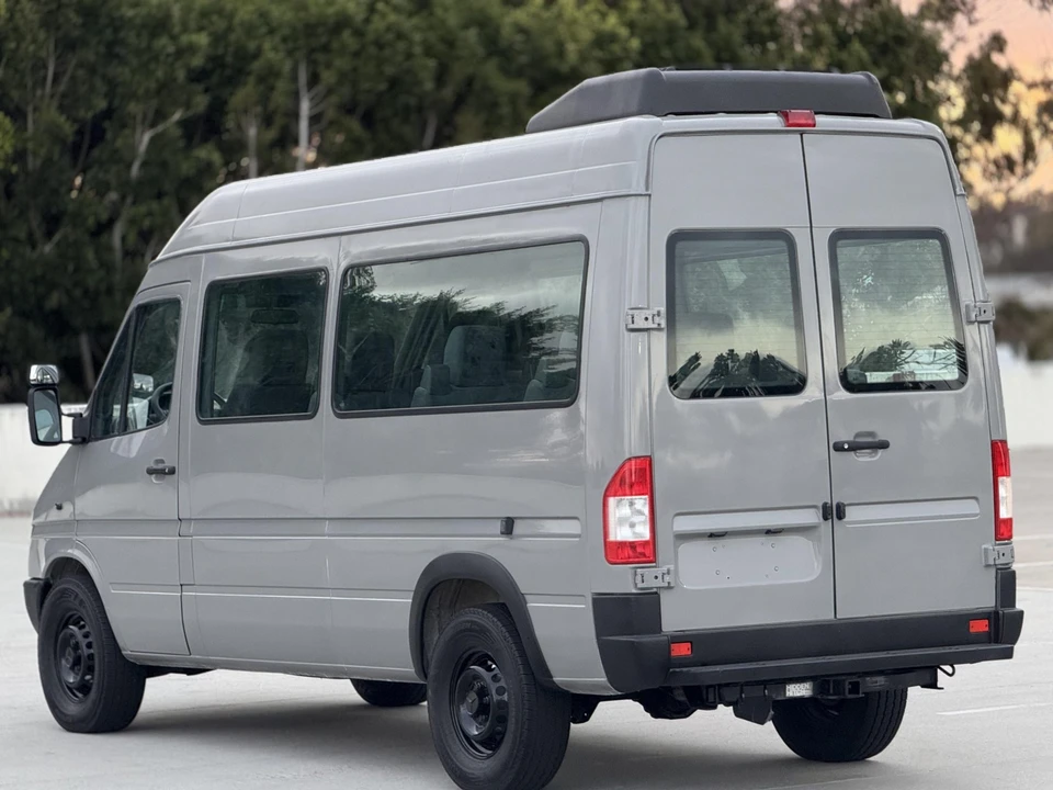 2005 Mercedes-Benz T1N Sprinter - Image 12 of 31