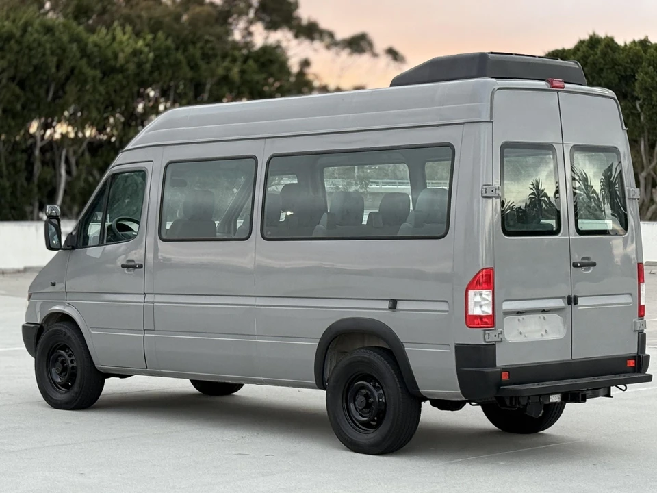 2005 Mercedes-Benz T1N Sprinter - Image 10 of 31