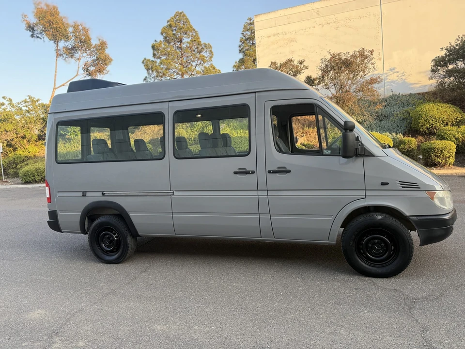 2005 Mercedes-Benz T1N Sprinter - Image 24 of 31