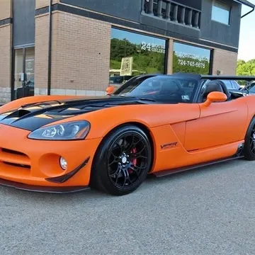 2005 Dodge Viper Roadster SRT-10 Copper Head Edition