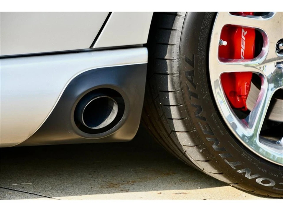 2005 Dodge Viper 3rd Gen - Image 14 of 31