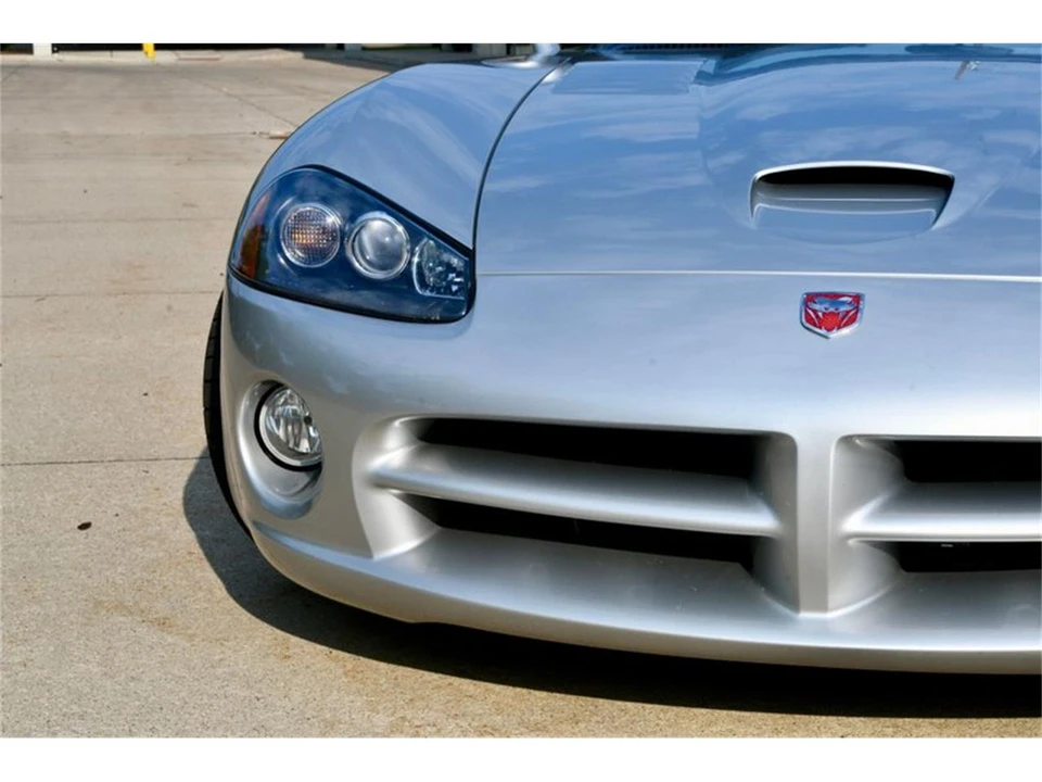 2005 Dodge Viper 3rd Gen - Image 18 of 31