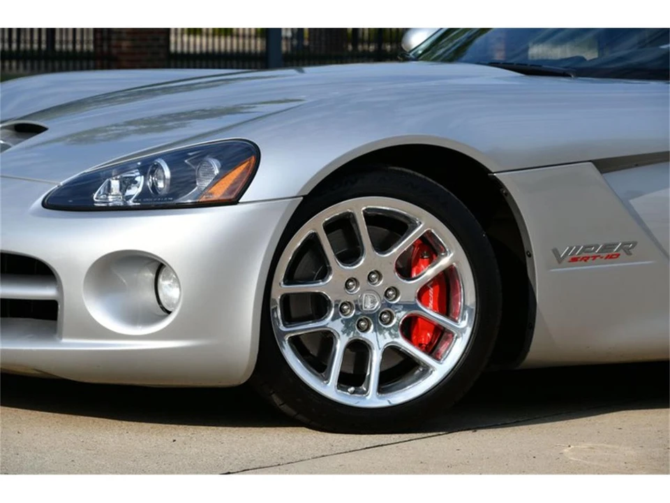 2005 Dodge Viper 3rd Gen - Image 10 of 31