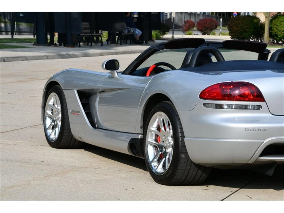 2005 Dodge Viper 3rd Gen - Image 27 of 31