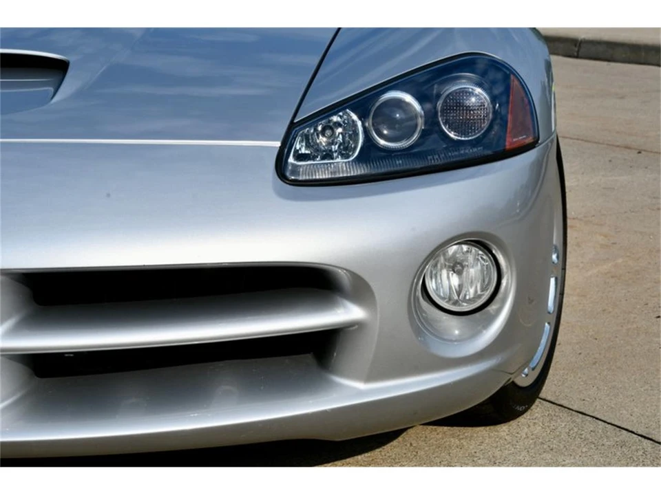 2005 Dodge Viper 3rd Gen - Image 19 of 31