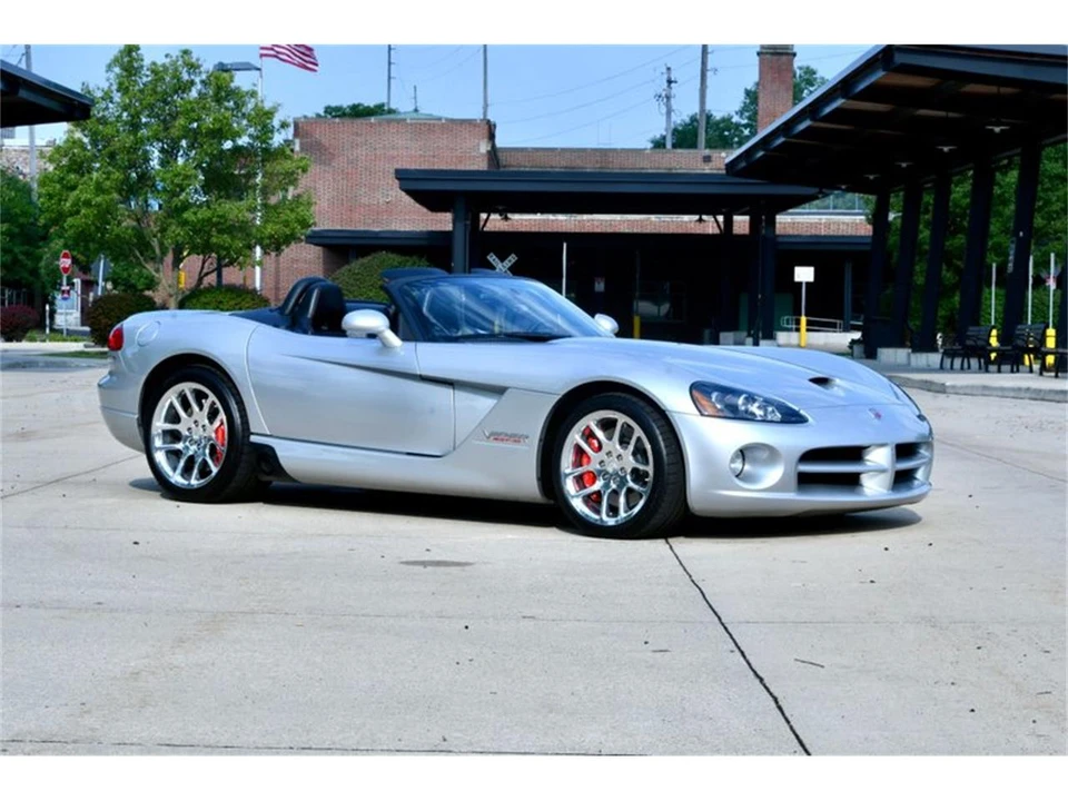 2005 Dodge Viper 3rd Gen - Image 20 of 31