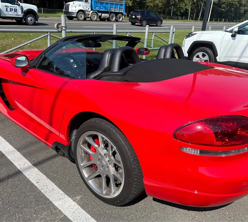 2005 Dodge Viper 3rd Gen - Image 2 of 4