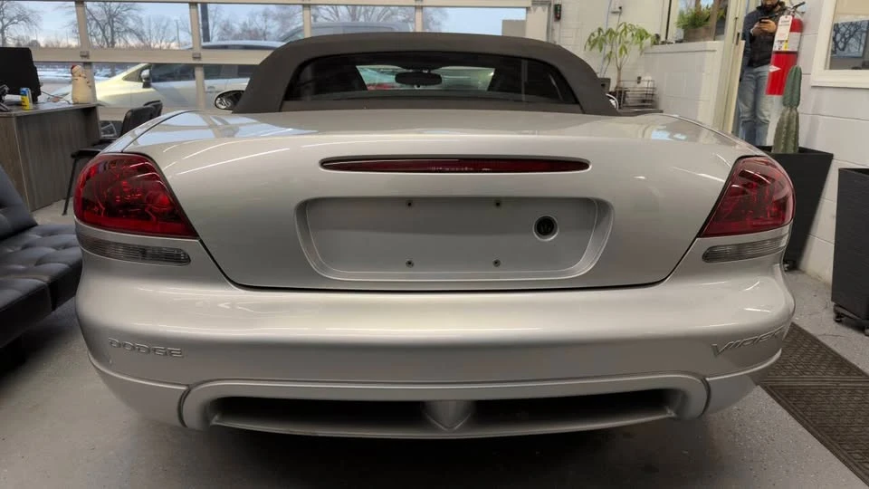 2005 Dodge Viper - Image 5 of 20