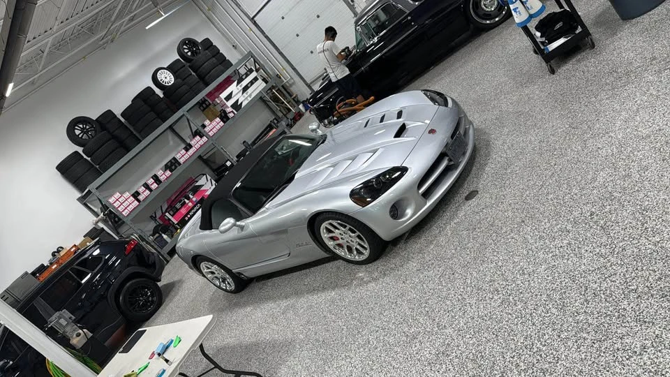 2005 Dodge Viper 3rd Gen - Image 3 of 9